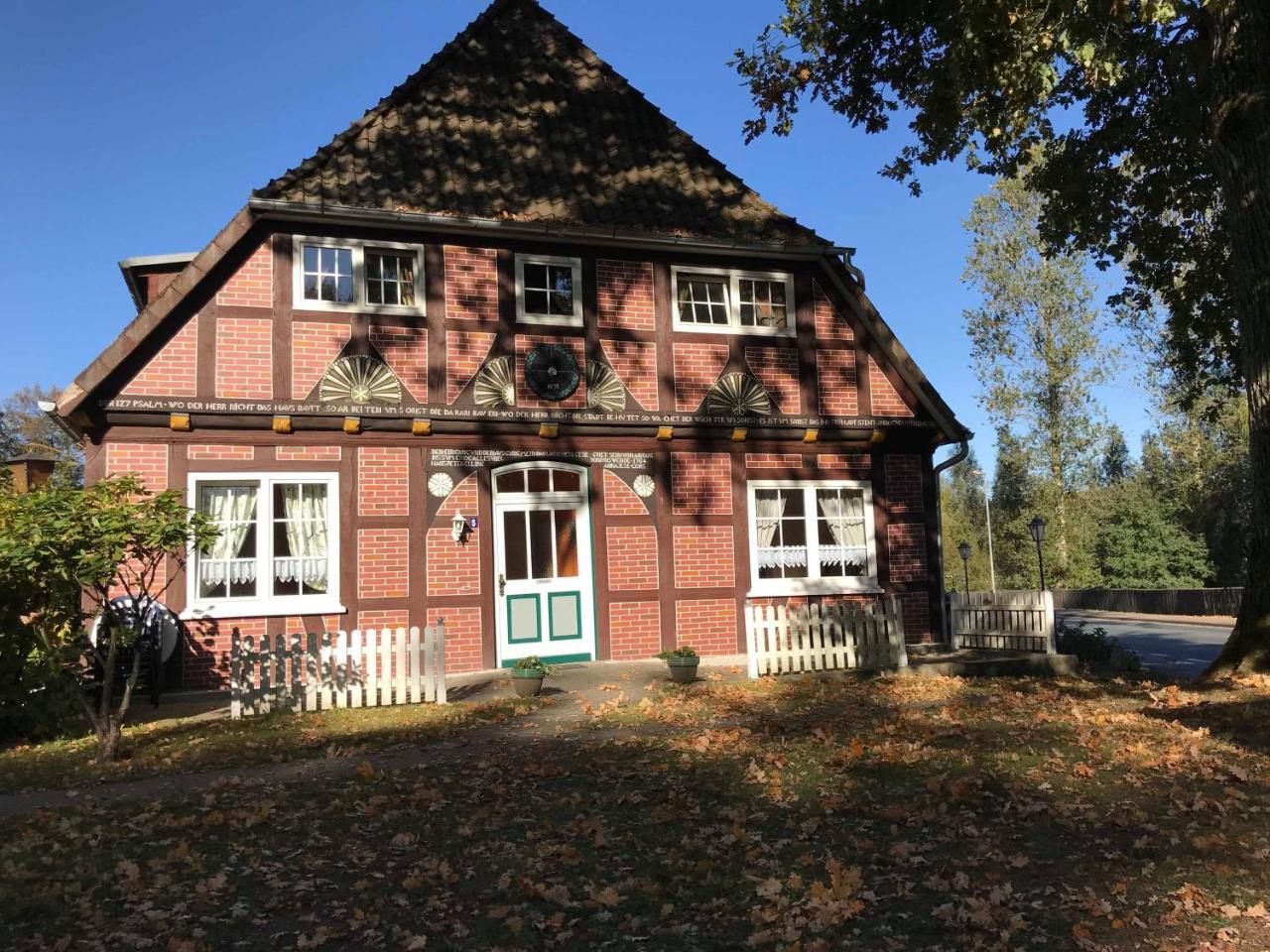 Hotel Zum Boehmegrund Bad Fallingbostel Kültér fotó